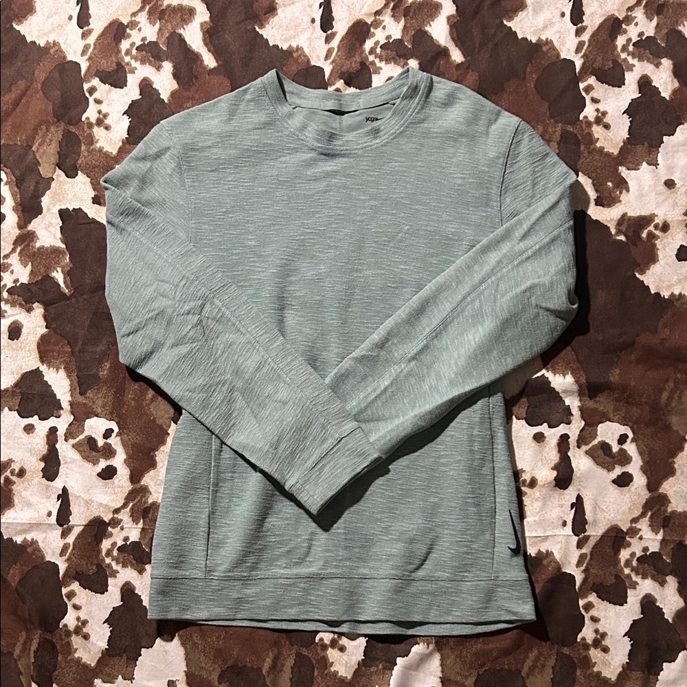 Nike Yoga Long Sleeve Shirt S
